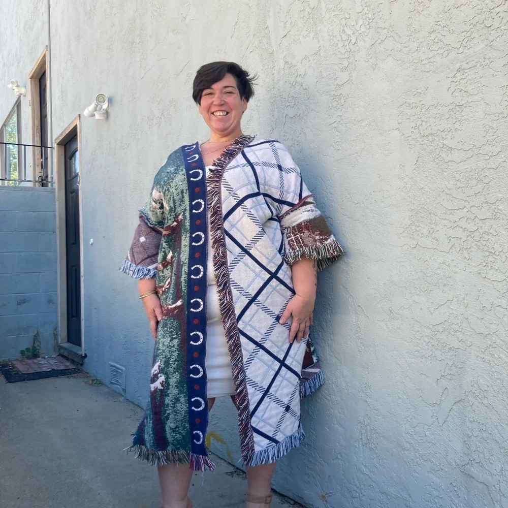 Horse Blanket Robe - Picture 2 of 5